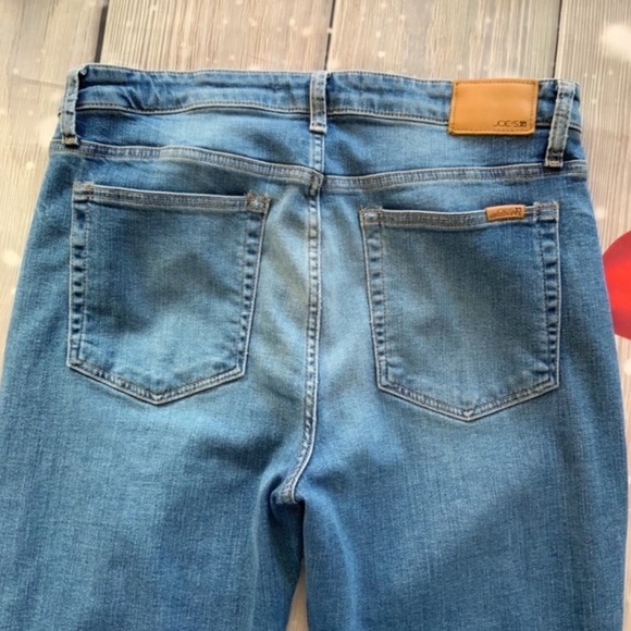 Joe’s Jeans The Charlie High Rise Skinny Crop, Size 32 - Picture 11 of 13